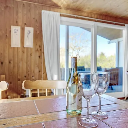 Holiday home 2 Bedroom Lovely In